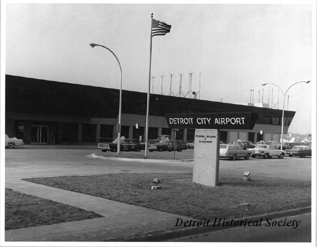 Detroit City Airport photograph, 1972