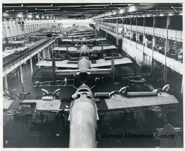B-24s being built at Willow Run, 1944 - 2013.045.381