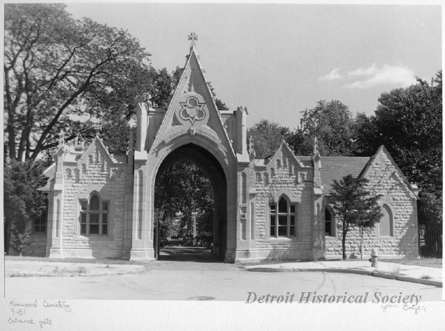 Elmwood Cemetery entrance, 1981 - 2010.033.284