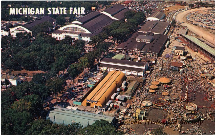 Postcard depicting the Michigan State Fairgrounds from above, c.1965 – 2014.114.139